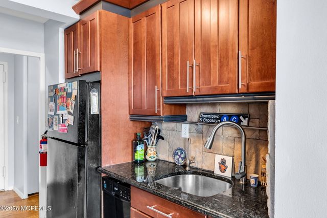 510 Deal Lake Drive 8J, Asbury Park, NJ 07712