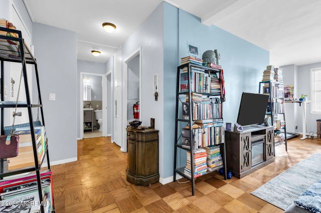 510 Deal Lake Drive 8J, Asbury Park, NJ 07712