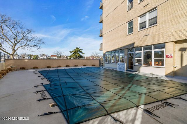 510 Deal Lake Drive 8J, Asbury Park, NJ 07712