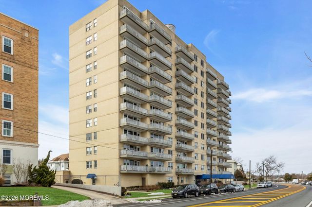 510 Deal Lake Drive 8J, Asbury Park, NJ 07712