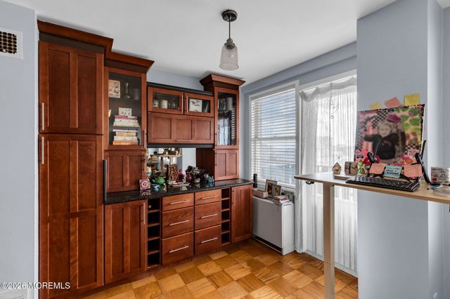 510 Deal Lake Drive 8J, Asbury Park, NJ 07712