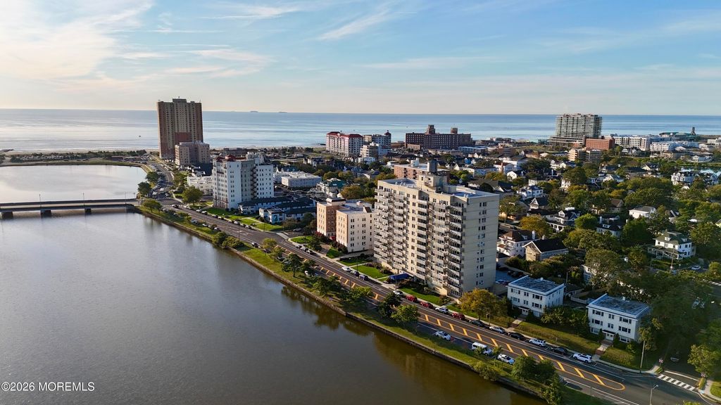 510 Deal Lake Drive 8J, Asbury Park, NJ 07712