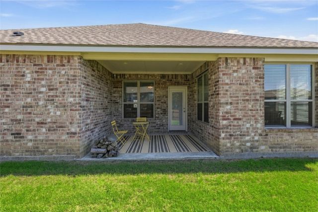4908 Lakepark Drive, Sanger, TX 76266