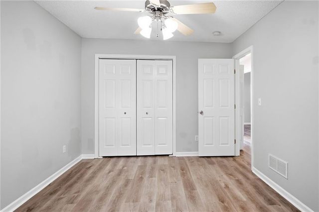 11112 Highview Road, Peculiar, MO 64078