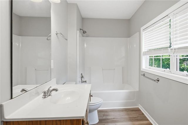 11112 Highview Road, Peculiar, MO 64078