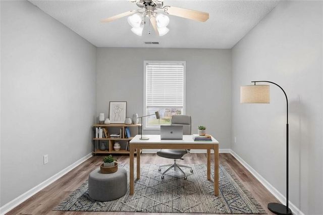11112 Highview Road, Peculiar, MO 64078