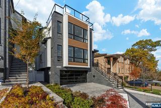 2189 Jones Road, Fort Lee, NJ 07024