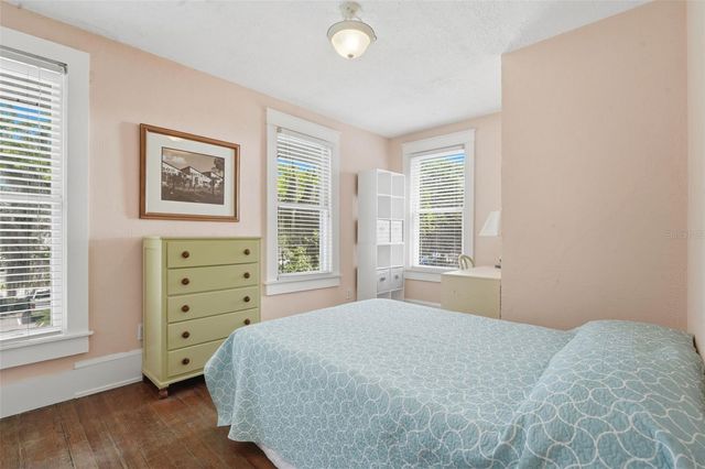 318 N COLONIAL COURT, Deland, FL 32720