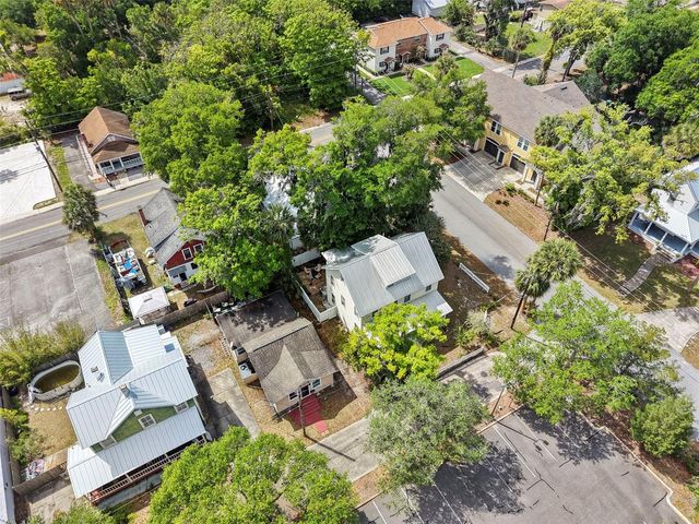 318 N COLONIAL COURT, Deland, FL 32720