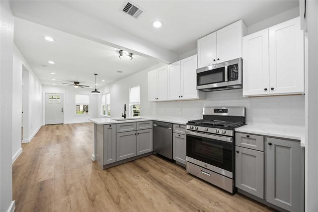 509 Hoffman Street, Houston, TX 77020