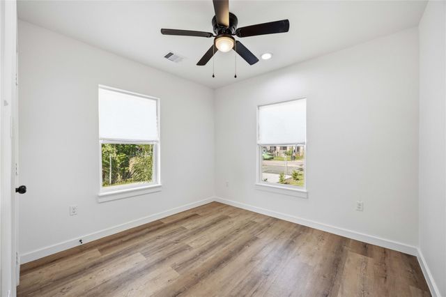 509 Hoffman Street, Houston, TX 77020