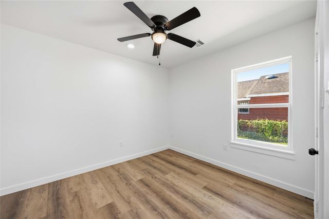 509 Hoffman Street, Houston, TX 77020