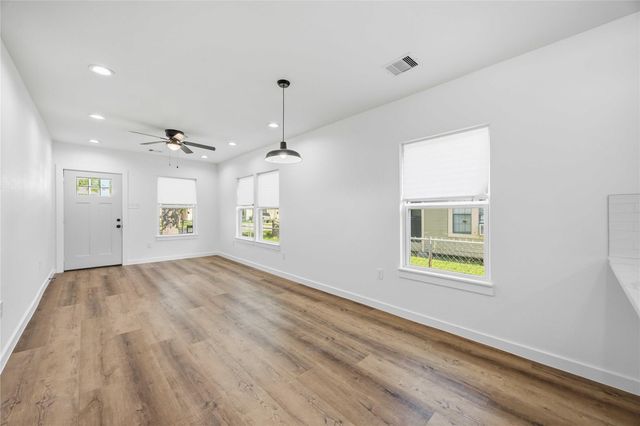 509 Hoffman Street, Houston, TX 77020
