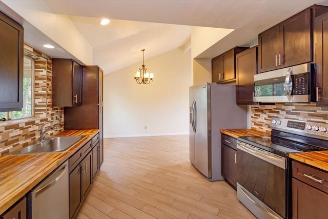 7925 SNOWBERRY CIRCLE, Orlando, FL 32819