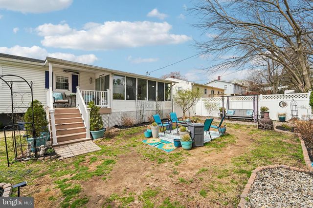 1463 GORDON DR, Glen Burnie, MD 21061