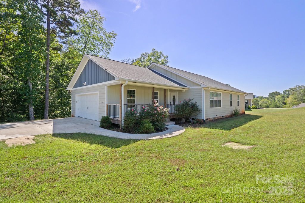 4390 Belmont Drive, Morganton, NC 28655