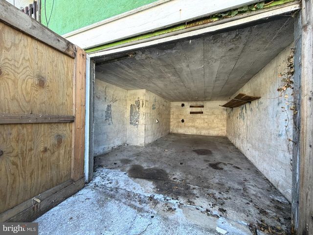 641 N AUGUSTA AVE, Baltimore, MD 21229