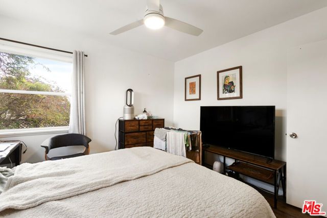 2302 32nd Street, Santa Monica, CA 90405