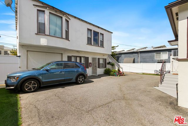 2302 32nd Street, Santa Monica, CA 90405