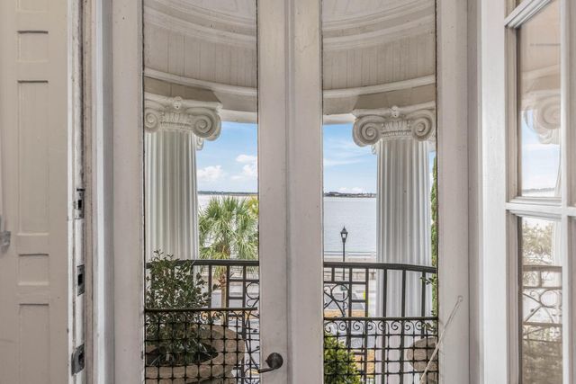 74 Murray Boulevard, Charleston, SC 29401