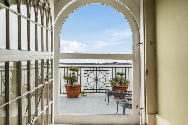 74 Murray Boulevard, Charleston, SC 29401