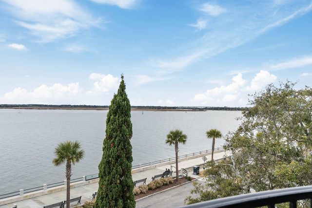 74 Murray Boulevard, Charleston, SC 29401