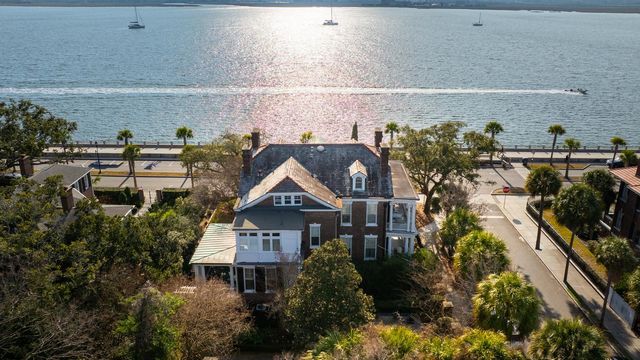 74 Murray Boulevard, Charleston, SC 29401