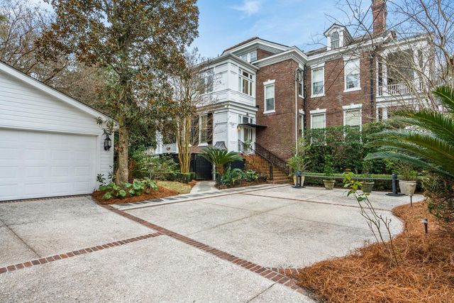 74 Murray Boulevard, Charleston, SC 29401