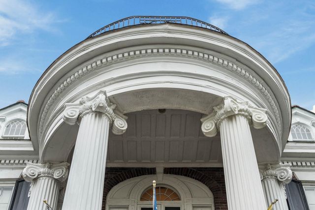 74 Murray Boulevard, Charleston, SC 29401