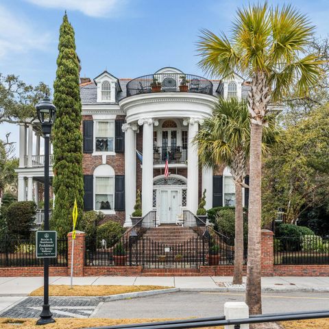 74 Murray Boulevard, Charleston, SC 29401