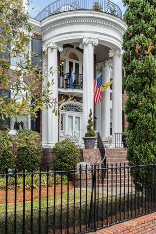 74 Murray Boulevard, Charleston, SC 29401