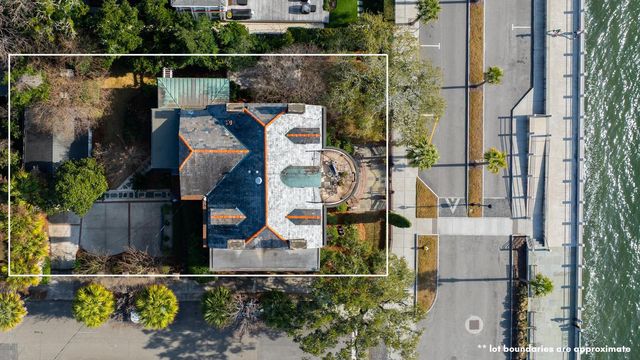 74 Murray Boulevard, Charleston, SC 29401