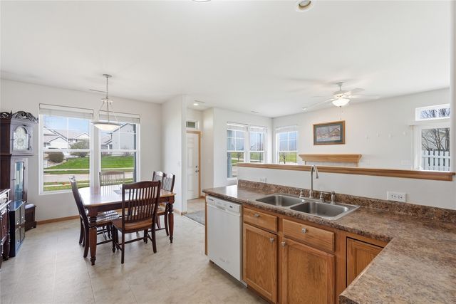 1431 Tower Lane NE, Cedar Rapids, IA 52402