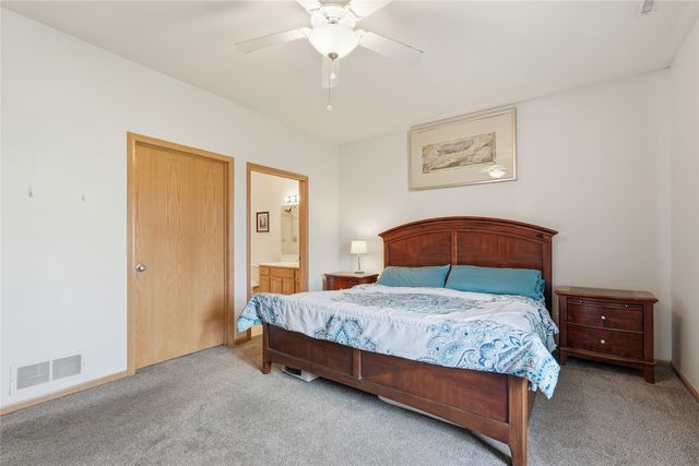 1431 Tower Lane NE, Cedar Rapids, IA 52402