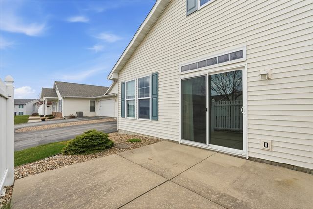 1431 Tower Lane NE, Cedar Rapids, IA 52402