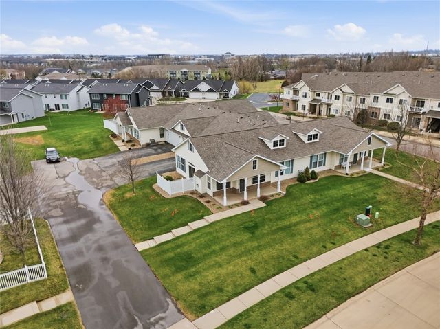 1431 Tower Lane NE, Cedar Rapids, IA 52402