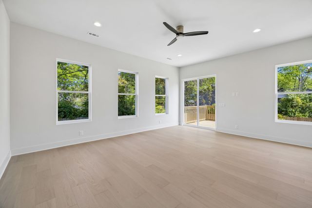 2301 Alpine Ave, Nashville, TN 37218