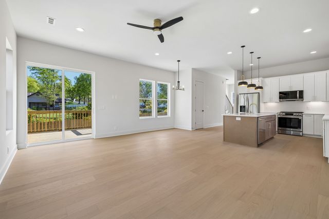 2301 Alpine Ave, Nashville, TN 37218