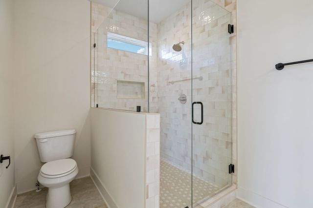 2301 Alpine Ave, Nashville, TN 37218