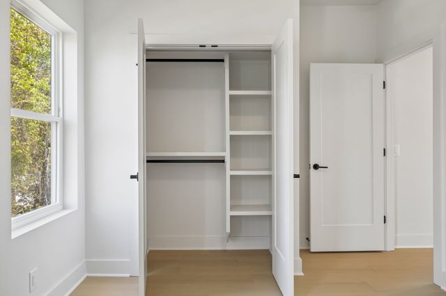 2301 Alpine Ave, Nashville, TN 37218