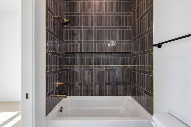 2301 Alpine Ave, Nashville, TN 37218