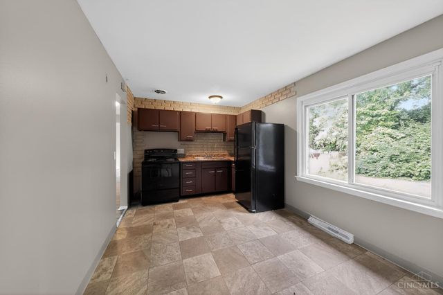 5987 Sunridge Drive, Cincinnati, OH 45224