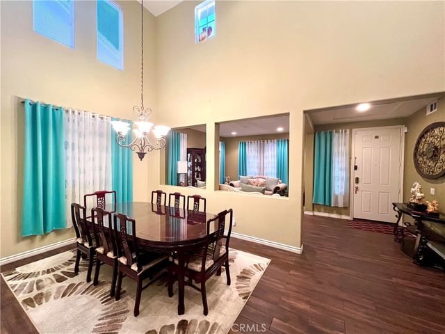 29754 Maxmillian, Murrieta, CA 92563