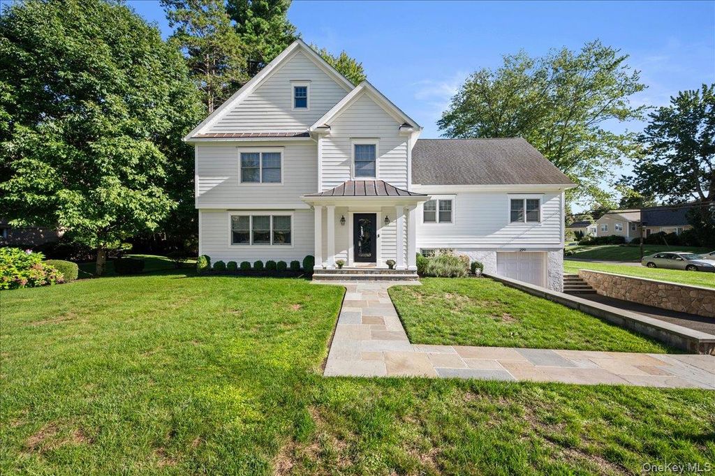 299 Stratton Road, New Rochelle, NY 10804 — photo 2