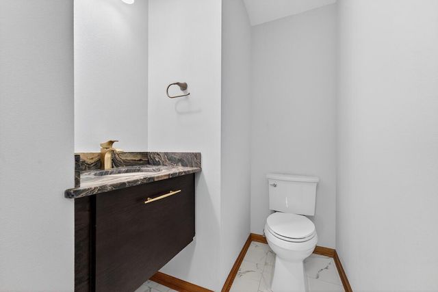 N57W16124 Bette DRIVE, Menomonee Falls, WI 53051