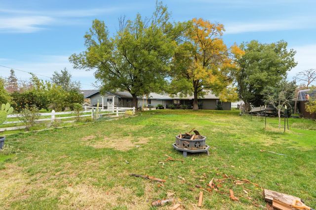 12126 Topper Road, Madera, CA 93636