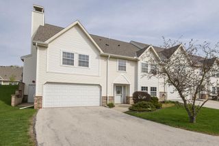 355 Jennifer LANE, Brookfield, WI 53045
