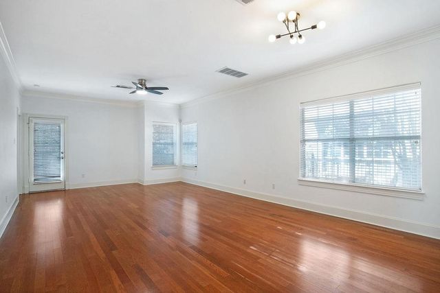 6715 Windrift WAY 3, Austin, TX 78745