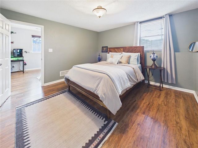 7 SE 150th Road, Warrensburg, MO 64093