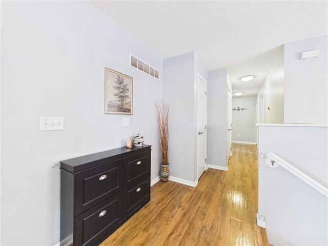 7 SE 150th Road, Warrensburg, MO 64093